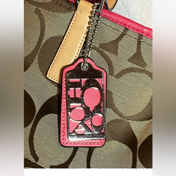 Pre-owned Coach - Hamptons Weekend Signature Color Block Medium Tote Set - Picture 4 of 16